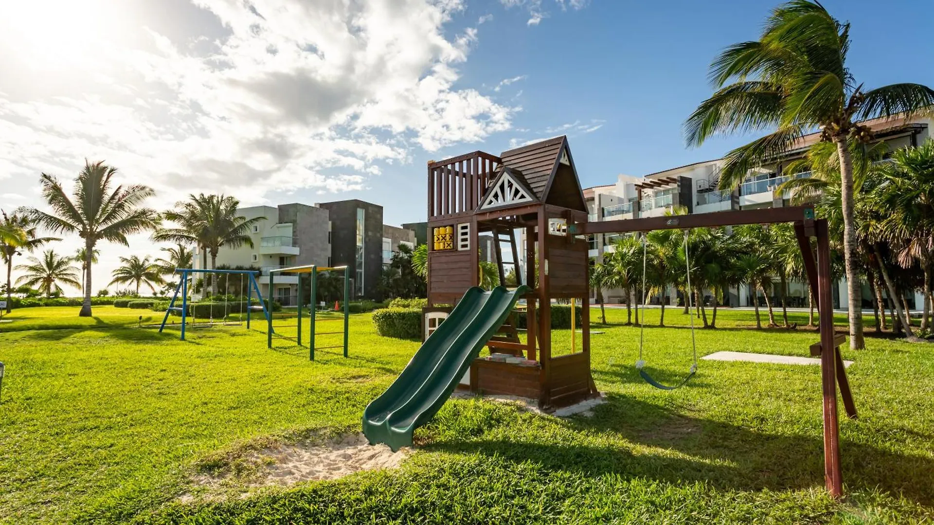 Casa Sueno Condo Playa del Carmen 0*,